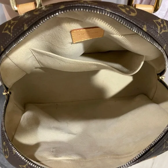 Louis Vuitton Canvas Manhattan PM Satchel Handbag - Picture 5 of 16